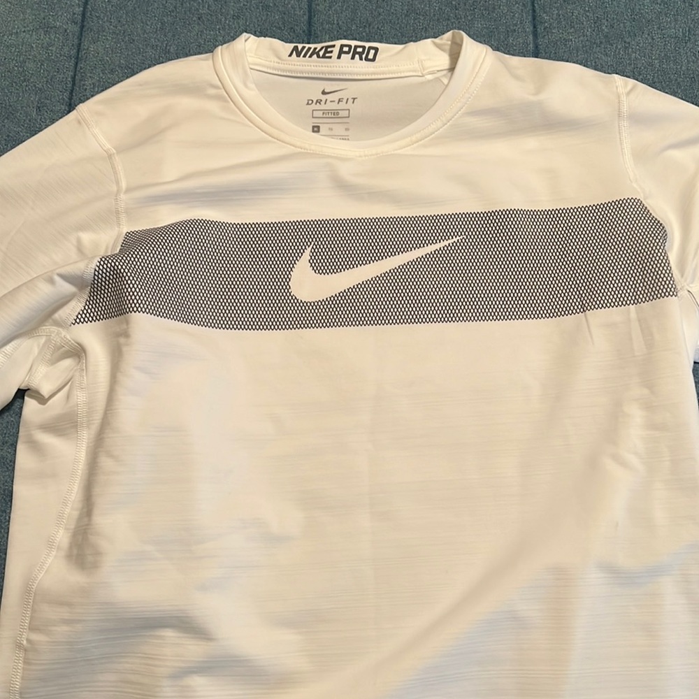 Mens Nike Pro long sleeve shirt